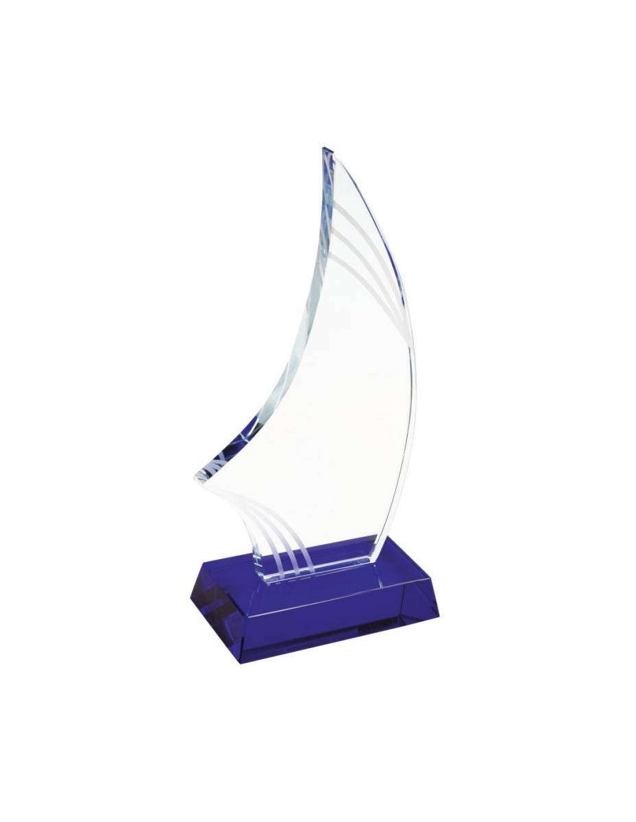 Trophée en verre personnalisé pour mon événement à Mougindans les Alpes-Maritimes