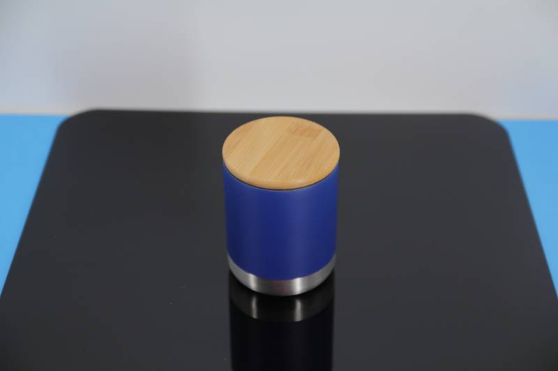 Confectionner des mugs personnalisés pour vos salariés proche de Versailles 78